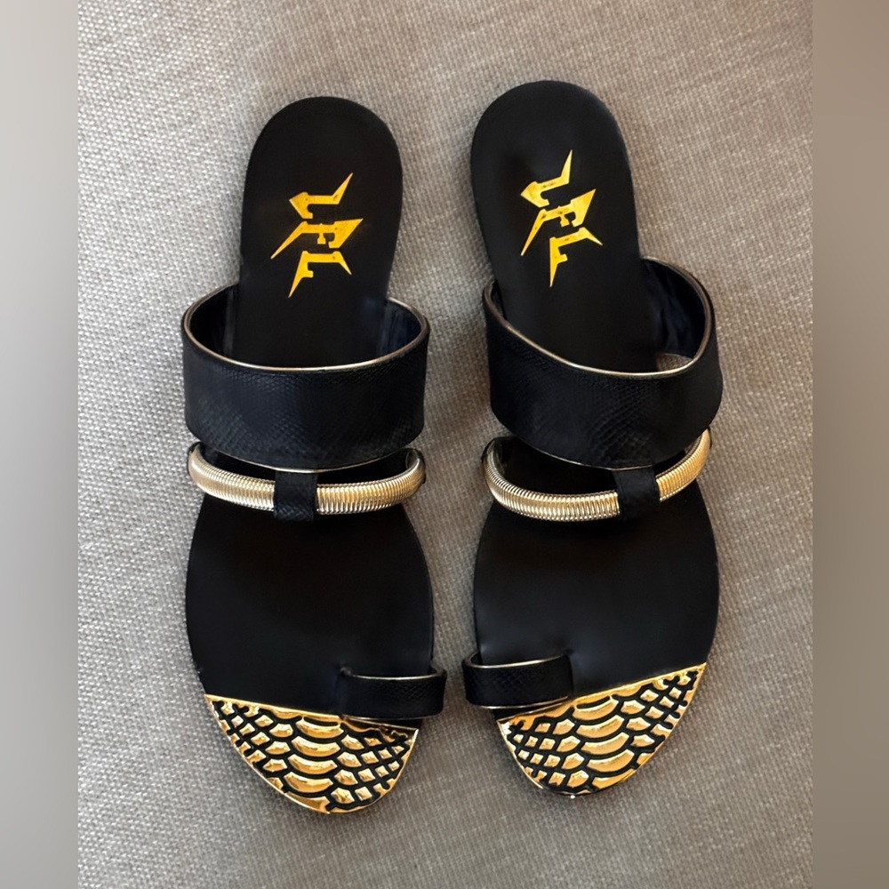 Black & Gold Women's Sandals - Picture 2 of 2